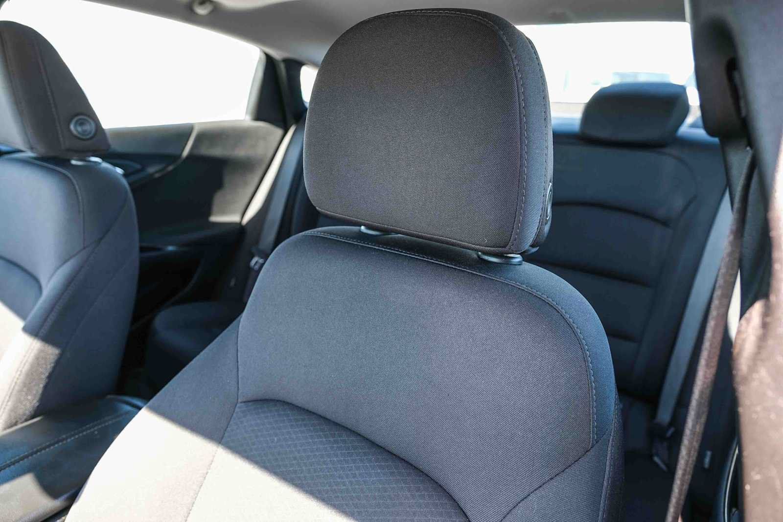 Used 2022 Chevrolet Malibu LT FWD image 21