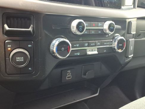 Used 2025 Ford F150 XLT w/ Equipment Group 301A Standard AWD/4WD image 15