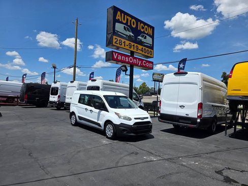 Used 2017 Ford Transit Connect XL FWD image 27