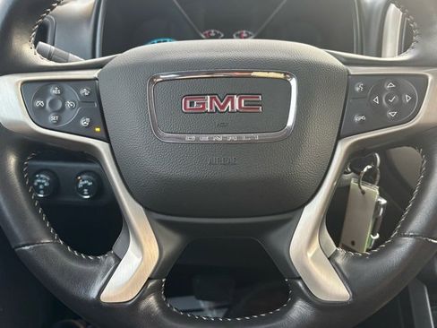 Used 2020 GMC Canyon Denali image 17
