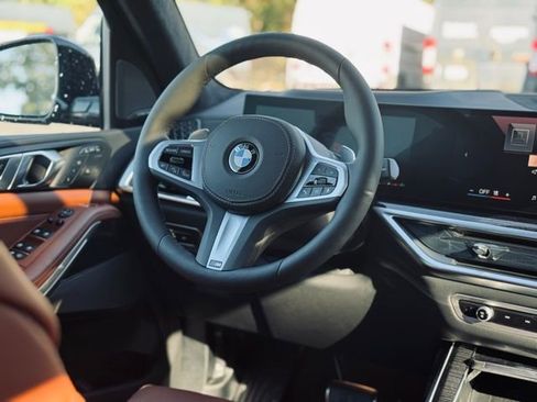 New 2026 BMW X7 xDrive40i w/ M Sport Package image 27