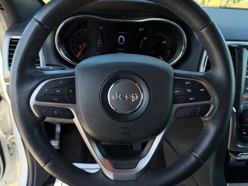 Used 2018 Jeep Grand Cherokee Limited RWD image 20