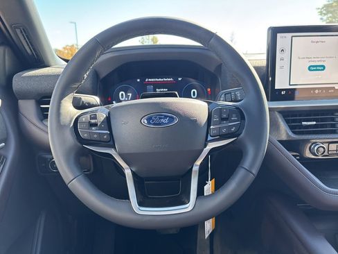 New 2026 Ford Explorer Platinum image 20