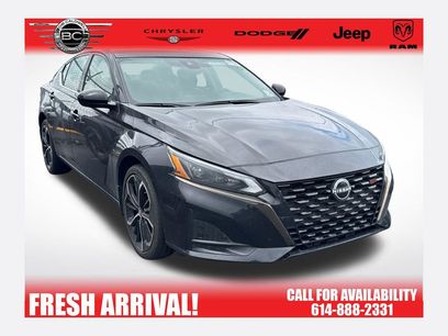 Used 2023 Nissan Altima 2.5 SR