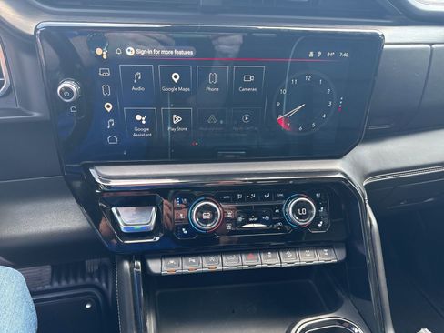 Used 2022 GMC Sierra 1500 AT4X image 14