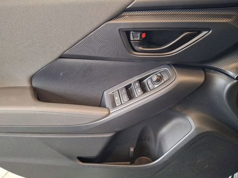 Certified 2024 Subaru Crosstrek 2.0i Premium image 14