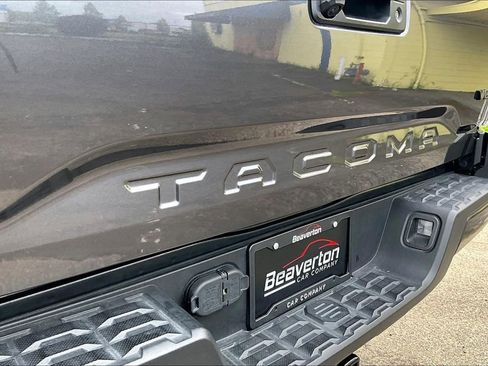 Used 2023 Toyota Tacoma TRD Off-Road AWD/4WD image 33