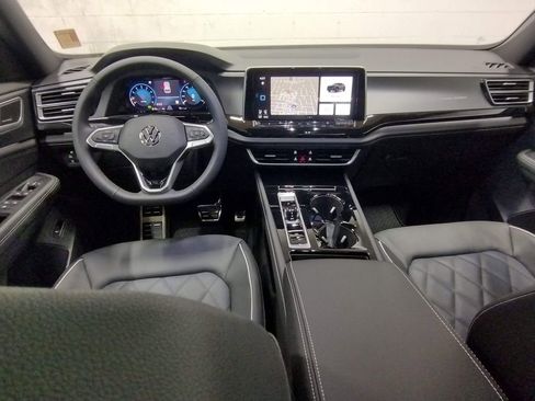 New 2026 Volkswagen Atlas Cross Sport SEL Premium R-Line AWD/4WD image 41