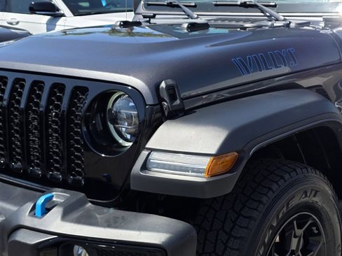 Certified 2023 Jeep Wrangler Unlimited AWD/4WD image 8