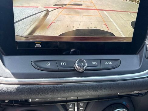 Used 2023 Chevrolet Blazer LT w/ Convenience Package FWD image 6