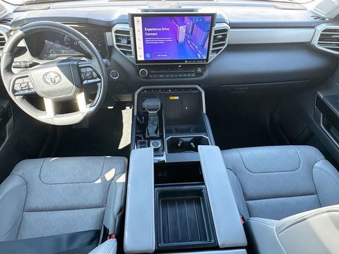 Used 2024 Toyota Tundra Limited image 28