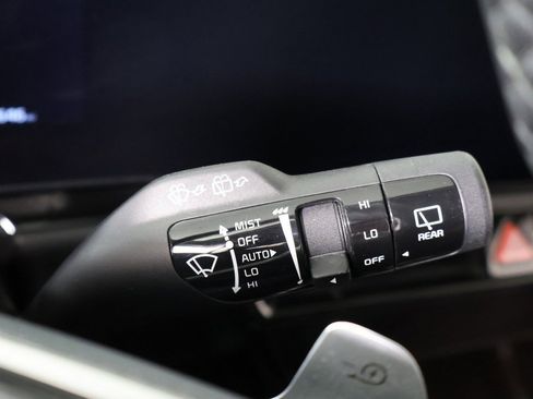 Used 2024 Kia Niro Wind image 39