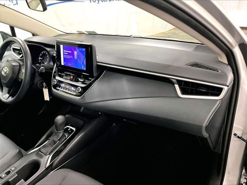 Certified 2025 Toyota Corolla LE FWD image 13