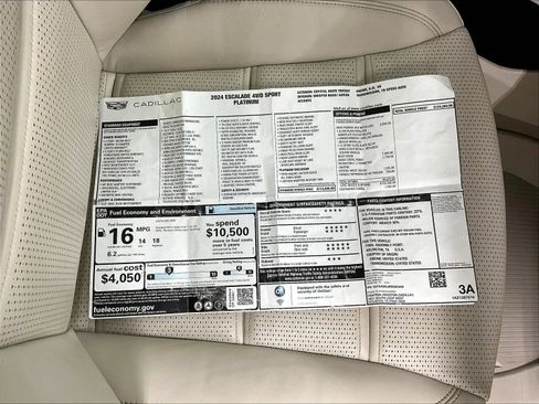 Used 2024 Cadillac Escalade Sport Platinum w/ LPO, ONYX Package AWD/4WD image 3