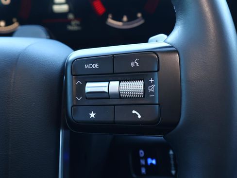 Certified 2025 Hyundai Santa Fe SEL image 24