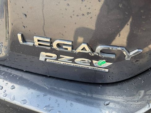 Used 2017 Subaru Legacy 2.5i Premium AWD/4WD image 26