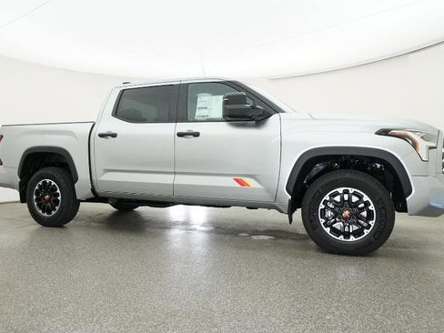 New 2026 Toyota Tundra SR5 AWD/4WD image 18