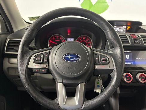 Used 2017 Subaru Forester 2.5i Premium w/ All-Weather Package image 12