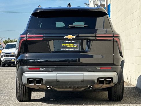 Certified 2024 Chevrolet Traverse LT image 5