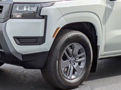 New 2026 Nissan Frontier SV w/ Tow Package image 9