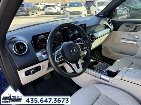 Used 2021 Mercedes-Benz GLB 250 4MATIC image 15