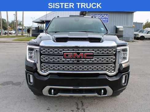 Used 2023 GMC Sierra 3500 Denali w/ Denali Ultimate Package image 2