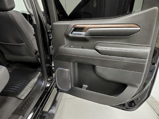 Used 2023 Chevrolet Silverado 1500 RST RWD image 26