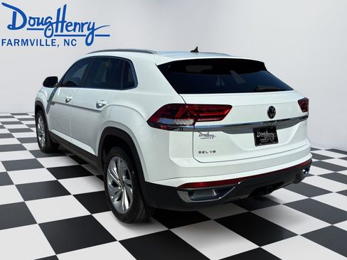 Used 2020 Volkswagen Atlas Cross Sport SEL FWD image 3