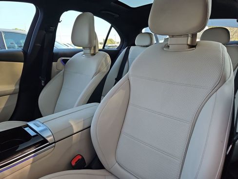 Used 2023 Mercedes-Benz C 300 Sedan image 26