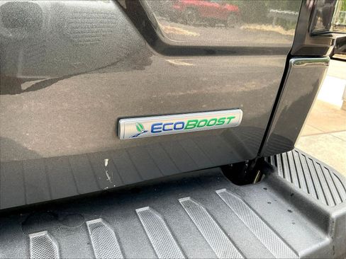 Used 2019 Ford F150 XLT w/ Equipment Group 302A Luxury AWD/4WD image 24