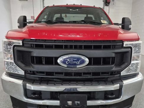 Used 2020 Ford F250 XL w/ Power Equipment Group AWD/4WD image 2