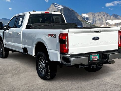 Used 2023 Ford F250 Lariat w/ Tow Technology Package image 13