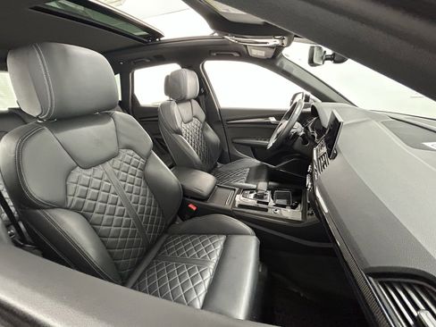 Used 2021 Audi SQ5 Premium Plus w/ Premium Plus Package image 39