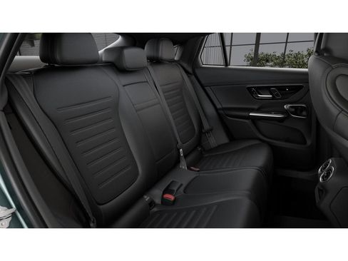 Certified 2026 Mercedes-Benz GLC 300 4MATIC image 5