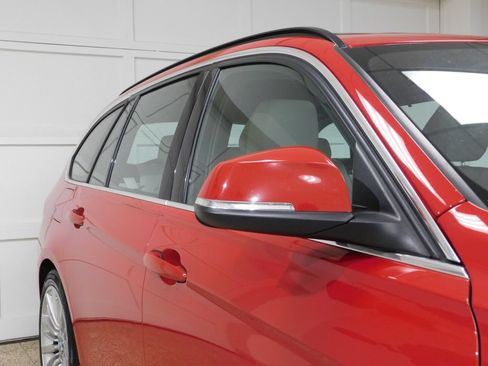 Used 2015 BMW 328i xDrive Wagon AWD/4WD image 8