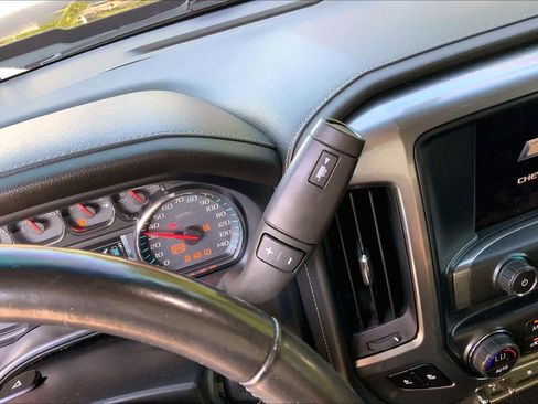 Used 2017 Chevrolet Silverado 1500 LTZ Z71 w/ LTZ Plus Package AWD/4WD image 16
