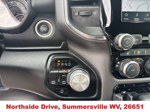 Used 2024 RAM 1500 Laramie image 26