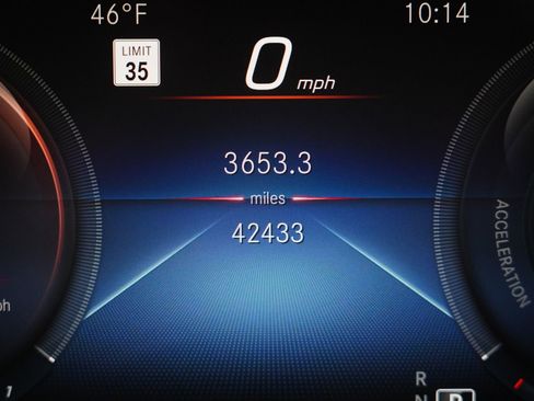 Used 2023 Mercedes-Benz E 450 4MATIC Sedan image 19