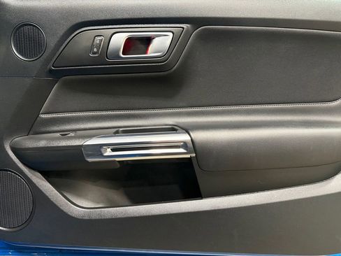 Used 2020 Ford Mustang GT w/ Equipment Group 301A image 11