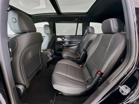 New 2026 Mercedes-Benz GLS 450 GLS 450 image 27