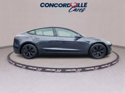 Used 2025 Tesla Model 3 Long Range RWD image 7