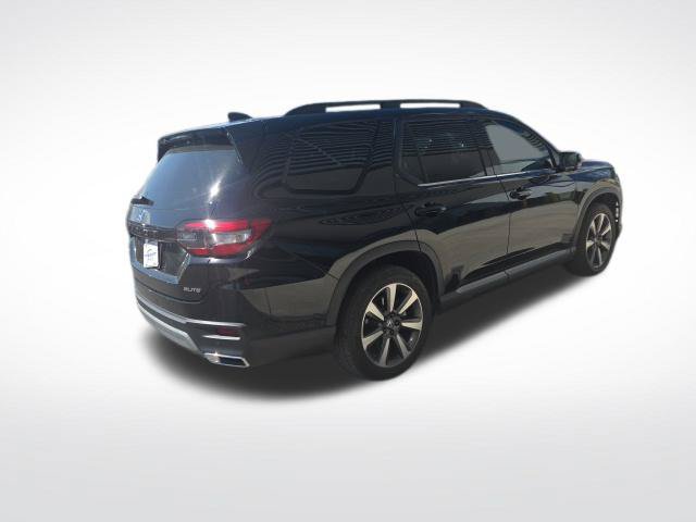 Used 2024 Honda Pilot Elite image 2