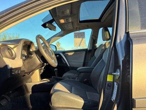 Used 2014 Toyota RAV4 Limited w/ Technology Package image 3
