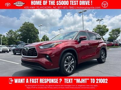 Used 2025 Toyota Highlander XLE