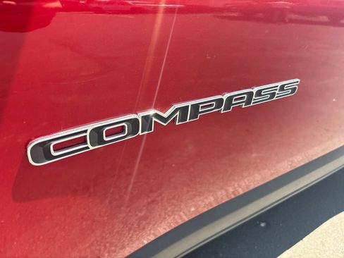 Used 2025 Jeep Compass Limited AWD/4WD image 25