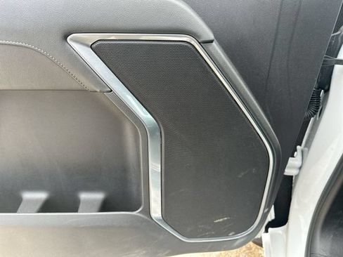 Used 2025 Chevrolet Silverado 1500 LT AWD/4WD image 27