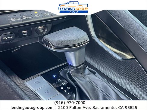 Used 2022 Hyundai Elantra SEL image 18