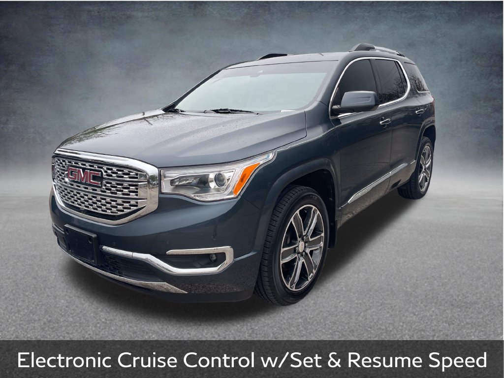 Used 2019 GMC Acadia Denali w/ Technology Package FWD image 4