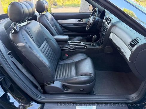 Used 2002 Ford Thunderbird image 36