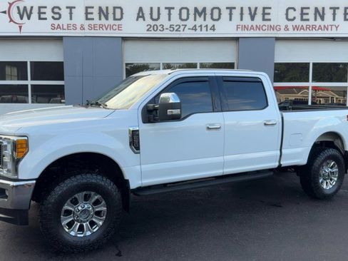 Used 2017 Ford F250 XLT w/ XLT Premium Package AWD/4WD image 1
